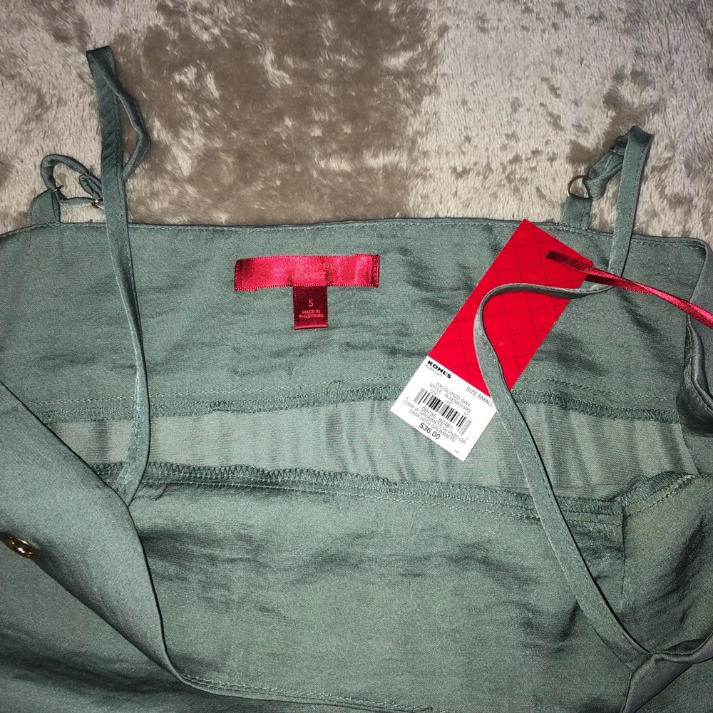 NWT MOSSY GREEN SILKY CAMISOLE TANK W GOLD DETAILS - Picture 6 of 7